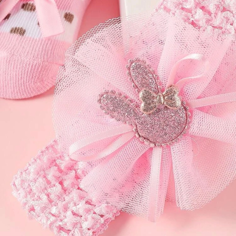 Newborn Hairband and Sock Set
